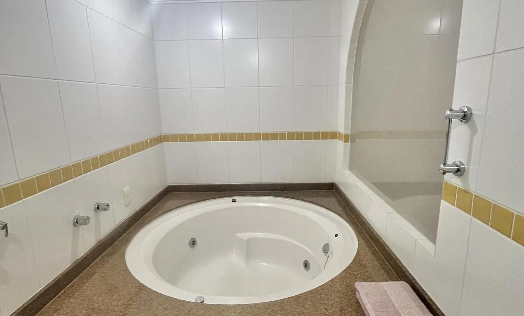 Saint Sebastian Flat 602- Com Hidro! Ate 3 Pessoas, Duplex, No Centro Villa Jaragua do Sul 0*,